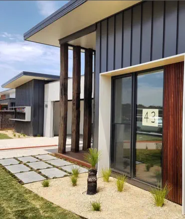 Constructed by: Pivot Homes, Material Partner: Timberzoo